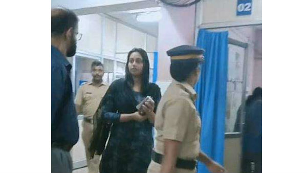 ആരാണ് വഫ ഫിറോസ്