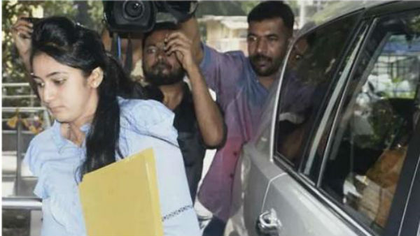  സിംഗപ്പൂര്‍ യാത്ര