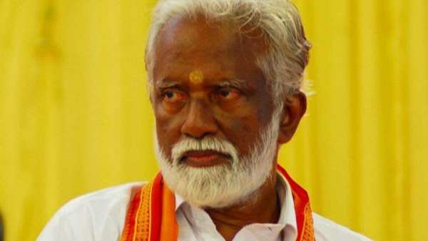 അപ്രതീക്ഷിത പ്രഖ്യാപനം അപ്രതീക്ഷിത പ്രഖ്യാപനം