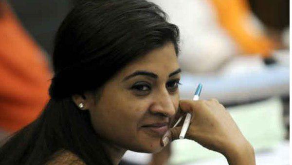 നേതൃത്വത്തിനെതിരെ വിമര്‍ശനം