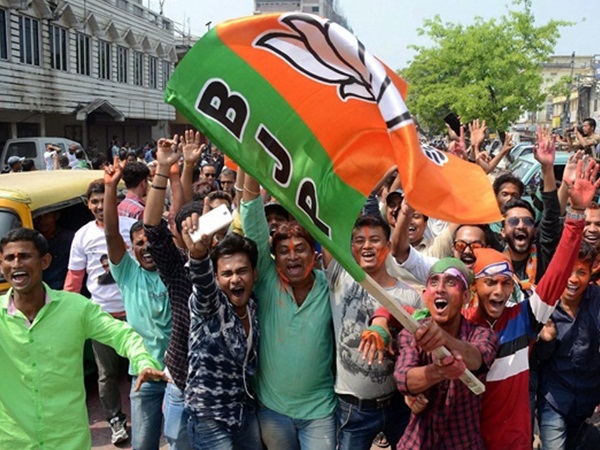  എന്‍എസ്എസ് പിന്‍മാറ്റം