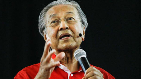 കശ്മീര് നിലപാടില് മാറ്റമില്ല കശ്മീര് നിലപാടില് മാറ്റമില്ല