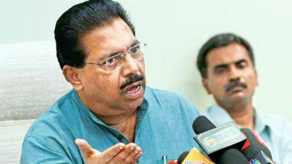 ചാക്കോയ്ക്ക് എതിരെ നേതാക്കൾ