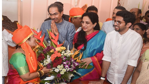  താക്കറെ കുടുംബത്തിലെ മരുമകൾ