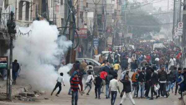 സ്വത്തുക്കള്‍ കണ്ടുകെട്ടാന്‍ തുടങ്ങി