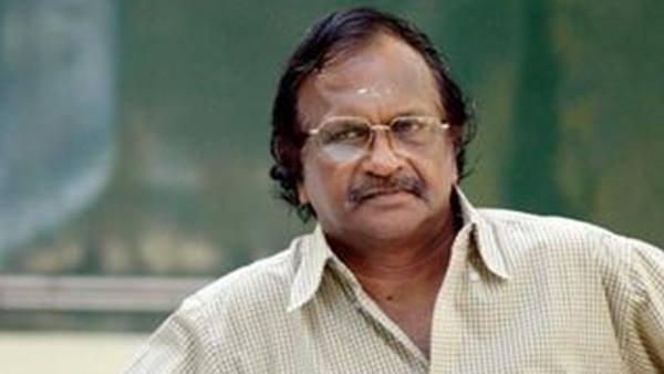 പോലീസ് സംഘത്തെ അഭിനന്ദിക്കുന്നു