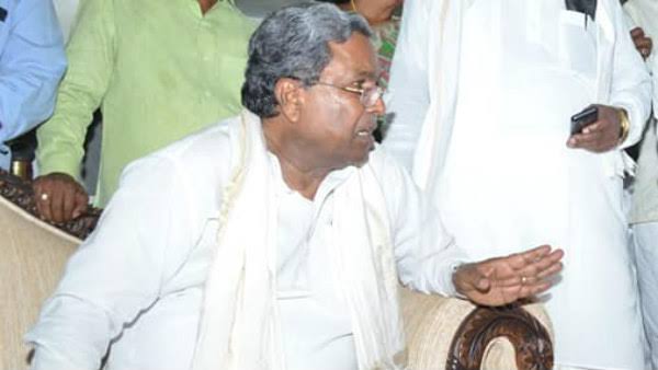 വീണ്ടും രാജി നാടകങ്ങൾ