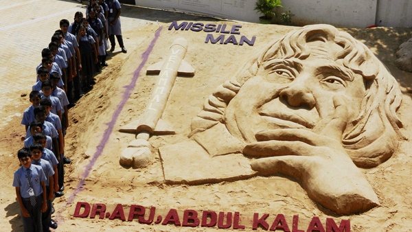 സാമ്പത്തിക വികസനവും ദാരിദ്ര്യ നിർമാർജനവും സാമ്പത്തിക വികസനവും ദാരിദ്ര്യ നിർമാർജനവും