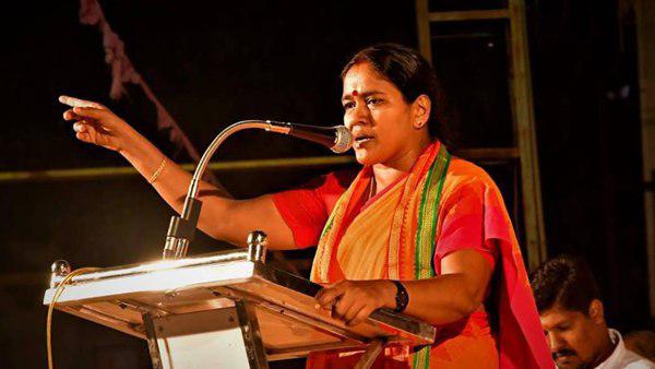 വനിത വേണോ