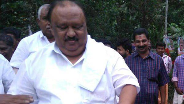 കുടുംബത്തില്‍ നിന്ന് 