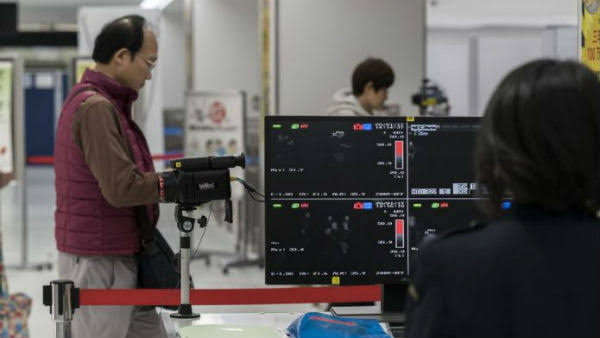 200ലധികം ഇന്ത്യക്കാർ 200ലധികം ഇന്ത്യക്കാർ