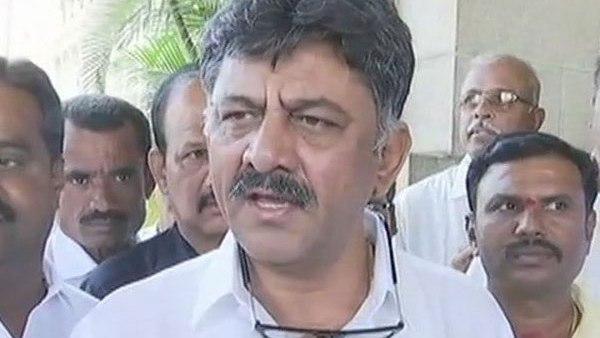 മാപ്പ് പറയണം