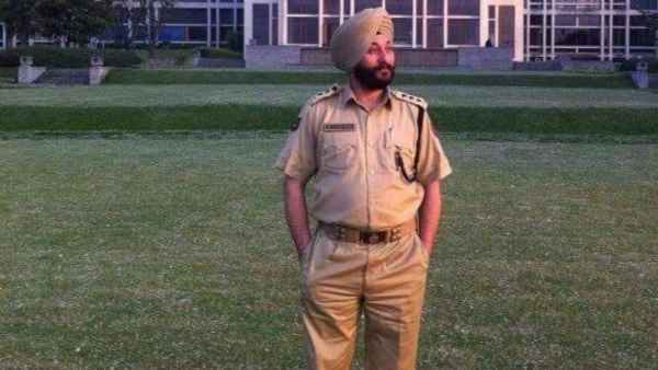 വ്യാപക റെയ്ഡ്