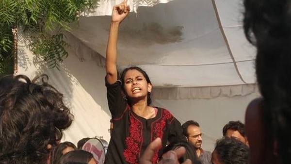നേരിട്ട് സംസാരിച്ചില്ല