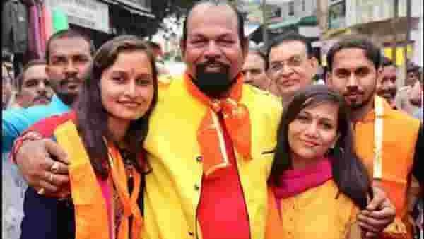 തല്ല് കിട്ടുമെന്ന് ഭീഷണി