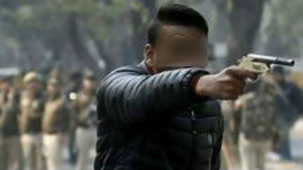  വെടിവെച്ച് കൊല്ലണം