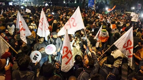 പോരാട്ടവീര്യം നിറയ്ക്കുന്നത്