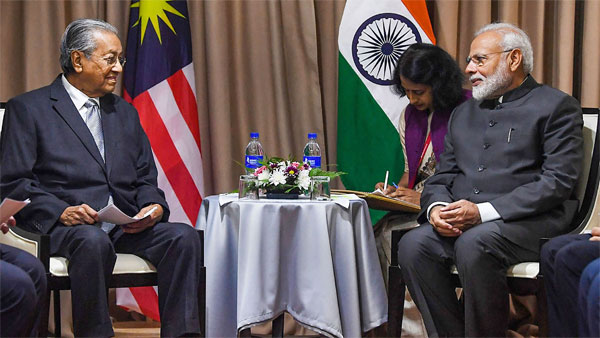 മലേഷ്യയില്‍ നിന്ന്