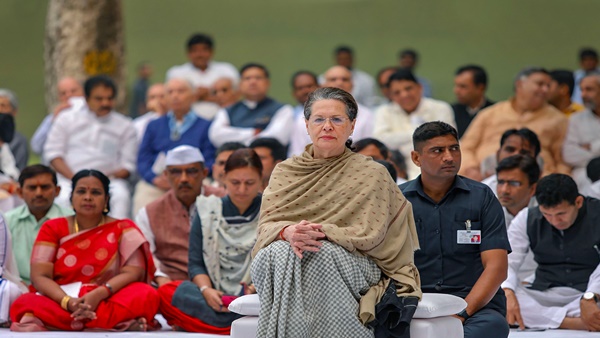  താര പ്രചാരകർ