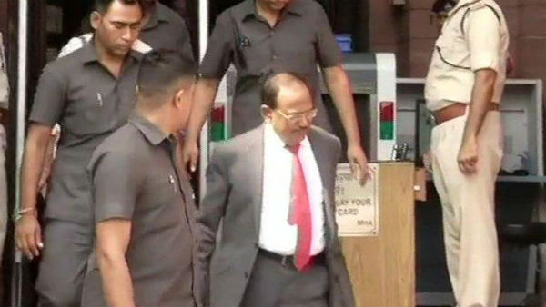 മുസ്ലിങ്ങളെ വിശ്വാസത്തിലെടുക്കാന്‍