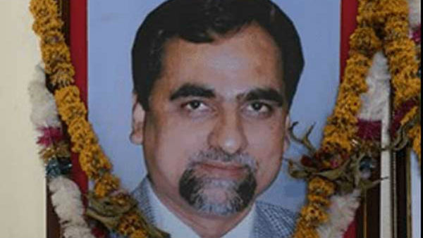 100 കോടി രൂപ