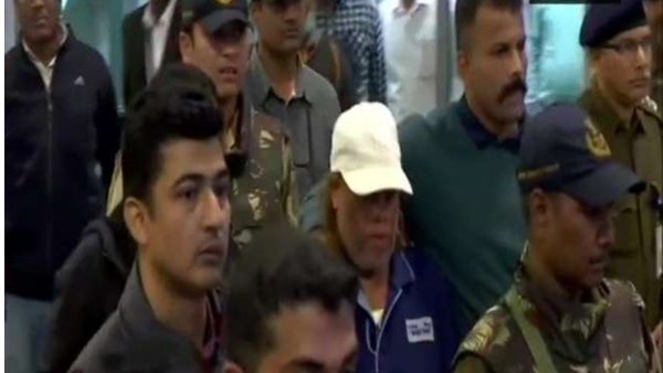 ജാമ്യത്തിലിറങ്ങി ഒളിവിൽ പോയി ജാമ്യത്തിലിറങ്ങി ഒളിവിൽ പോയി