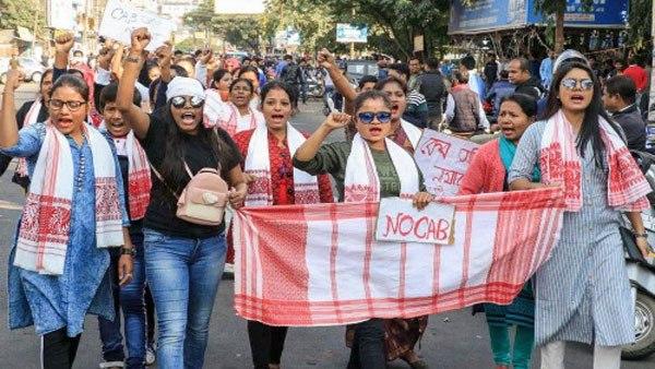  ആളികത്തുന്ന പ്രതിഷേധം