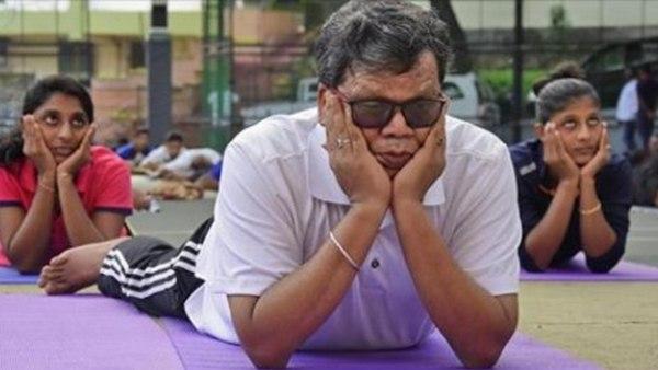  പരിഹാസം