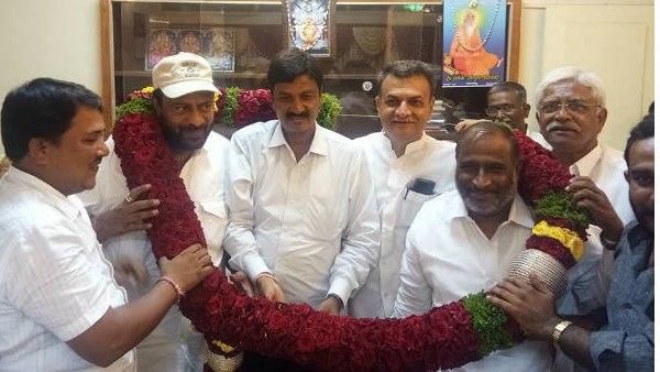  അധികാരത്തിലേറിയത്