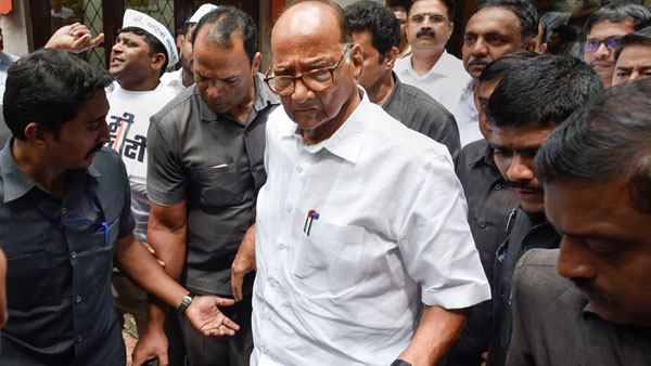 ശരദ് പവാറും