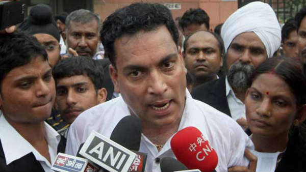 രണ്ടുപ്രതികള്‍ക്ക് വേണ്ടി