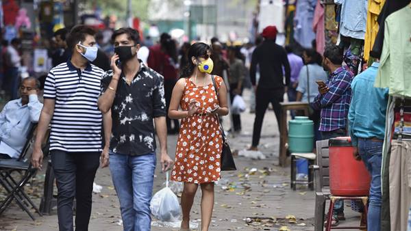 അധികൃതരോട് കള്ളം പഞ്ഞു അധികൃതരോട് കള്ളം പഞ്ഞു