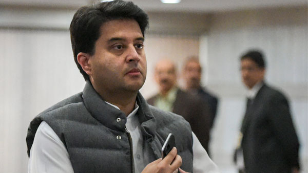 കോണ്‍ഗ്രസിനകത്താണ് പ്രശ്‌നം