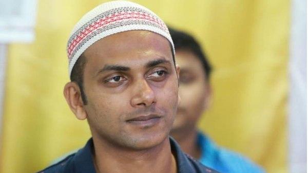 ആദരവ് കാണിച്ചില്ല