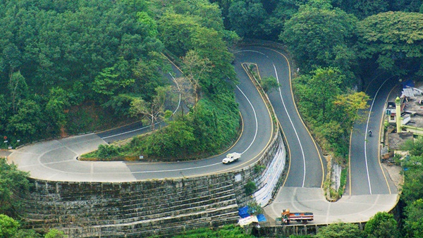 മലപ്പുറം സ്വദേശികള്‍