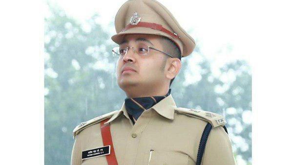 അനുകൂലിച്ചും എതിര്‍ത്തും 