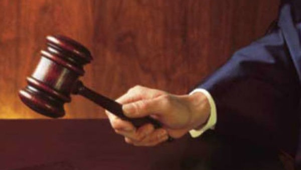 പത്ത് വര്ഷം തടവ് പത്ത് വര്ഷം തടവ്