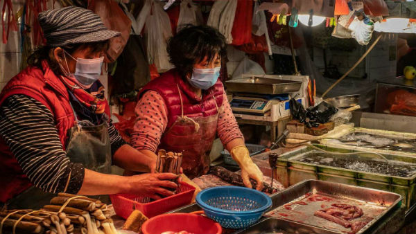 തേരേസ് മേയ് ചൈനയിലെത്തി