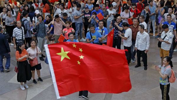 വന്‍ പ്രതിഷേധം