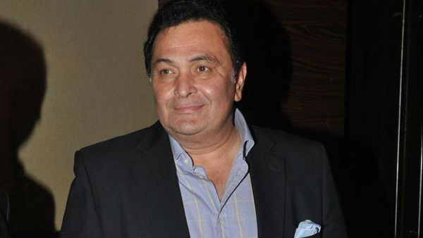 അവള്‍ നാടകക്കാരി