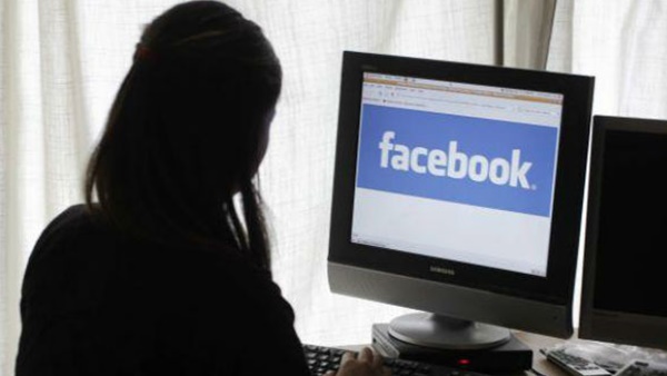 ട്രോള്‍ അക്കൗണ്ടുകള്‍