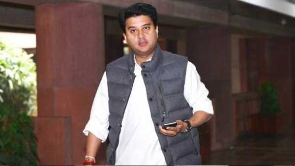 നിര്‍ദേശിക്കുന്നത് ഒരാള്‍