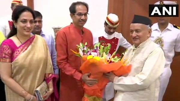 ഭാര്യ രശ്മി താക്കറെ