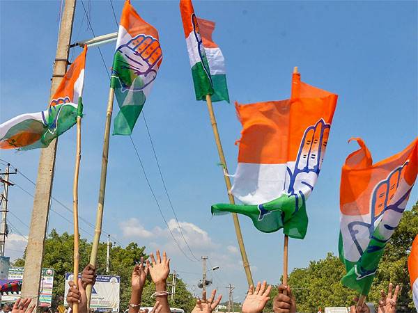 പൊട്ടിത്തെറിച്ച് കോണ്‍ഗ്രസ്