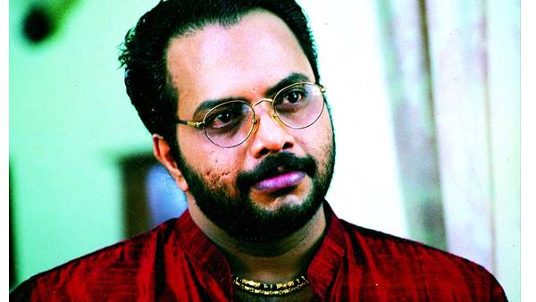 മൂടുപടമാണല്ലോ ഭീഷണി