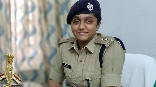 ഞാന്‍ ഹേമലത ഐപിഎസ്