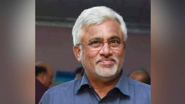 മകന്‍ വീട്ടില്‍ തന്നെ