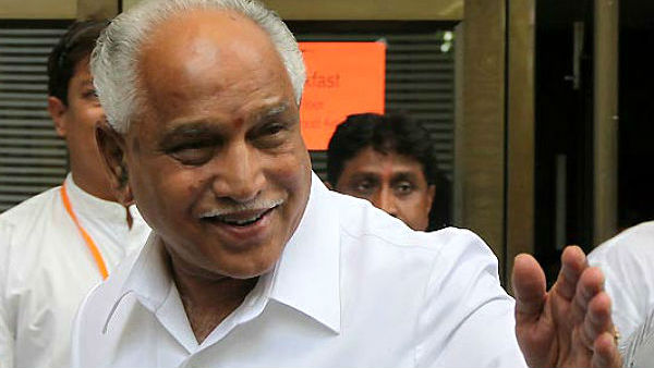 പ്രധാന ഓഫീസില്‍ 150 പേര്‍