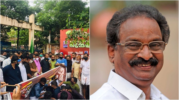 കേരളം നശിക്കട്ടെയെന്നും