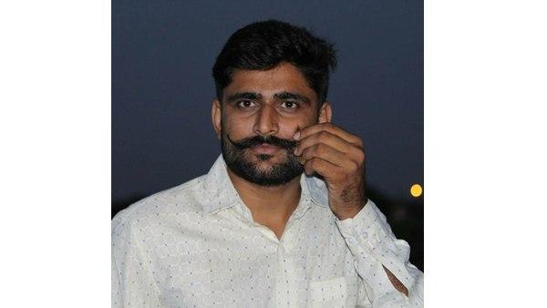 വിദ്യഭ്യാസമുള്ള പാര്‍ട്ടി